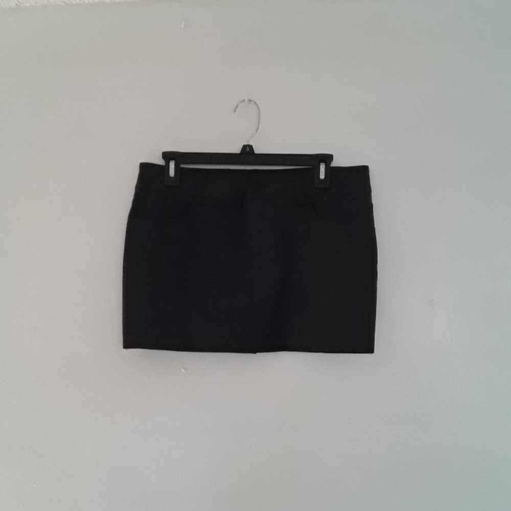 SIWY Black Pleather Mini Skirt w Embossed Pockets